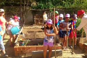 Trabajando en el huerto